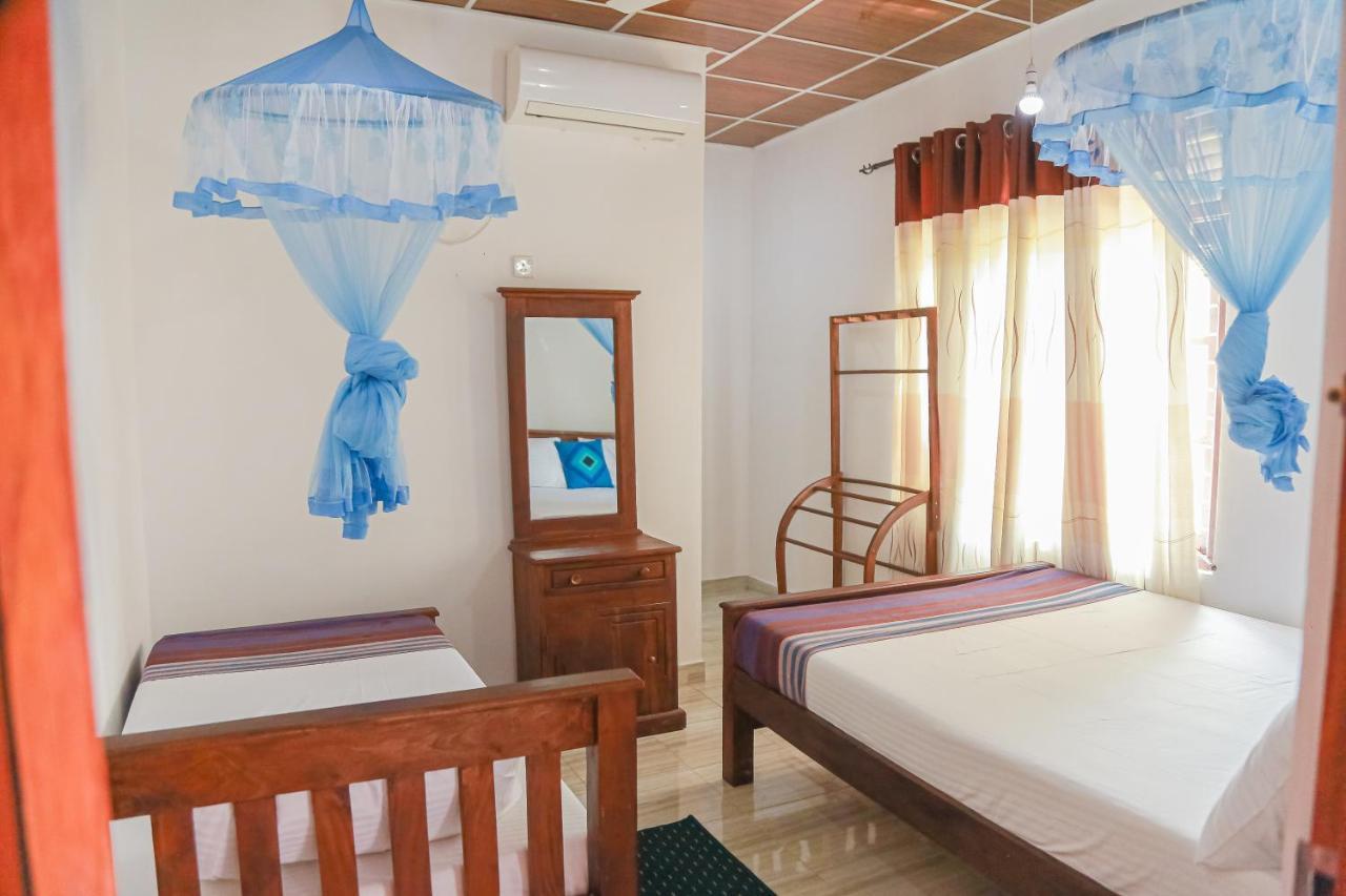 Lakeside Villa Anuradhapura Zimmer foto